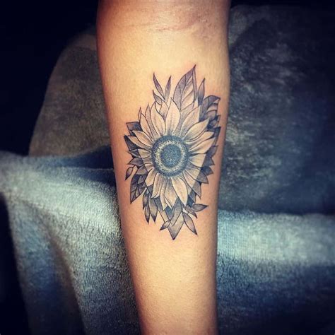 135 Sunflower Tattoo Ideas Best Rated Designs In 2020 Next Luxury