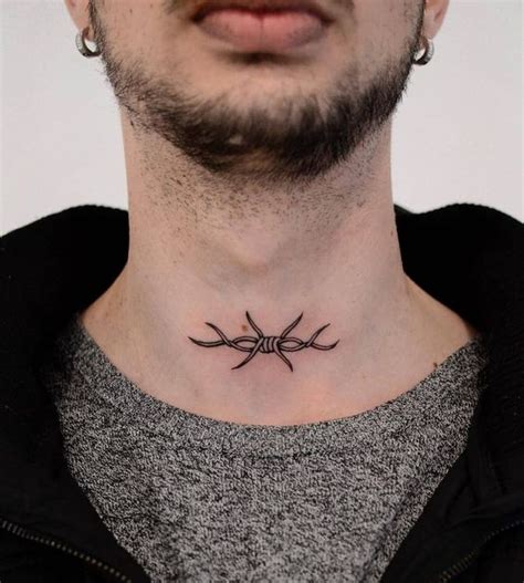 20 Best Male And Female Barbwire Tattoos