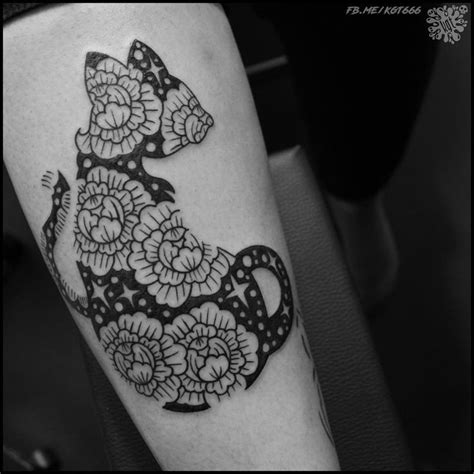 24 Beautiful Cat Tattoos To Inspire Your Next Ink Session Iheartcats