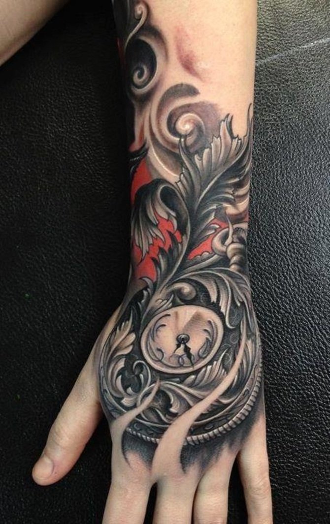 35 Beautiful Hand Tattoo Designs