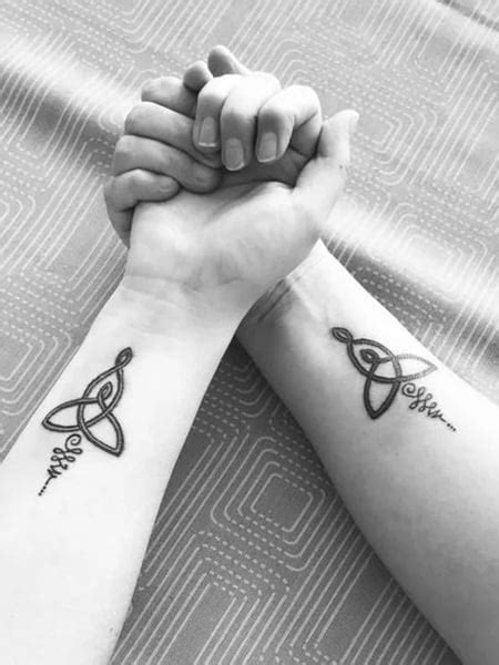 35 Meaningful Family Tattoos That Show Your Love