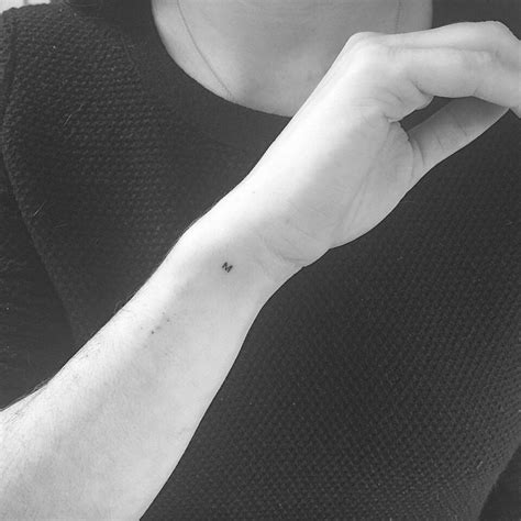 46 Tiny Tattoo Ideas Even The Most Needle Shy Can T Resist Small