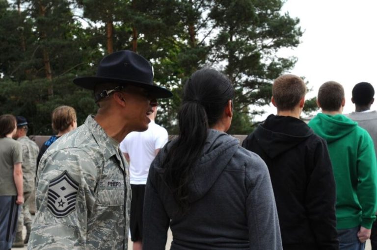 5 Benefits of Air Force Delayed Enlistment