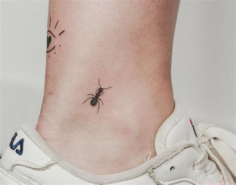 7 Meaningful Ant Tattoo Ideas