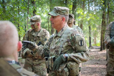 5 Ways to Excel at Army Officer Training School