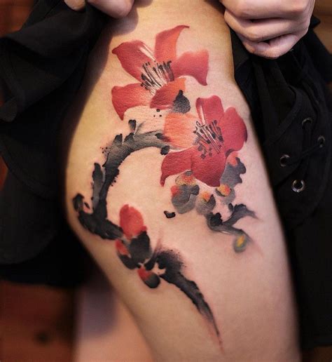 7 Stunning Back to Thigh Tattoo Ideas