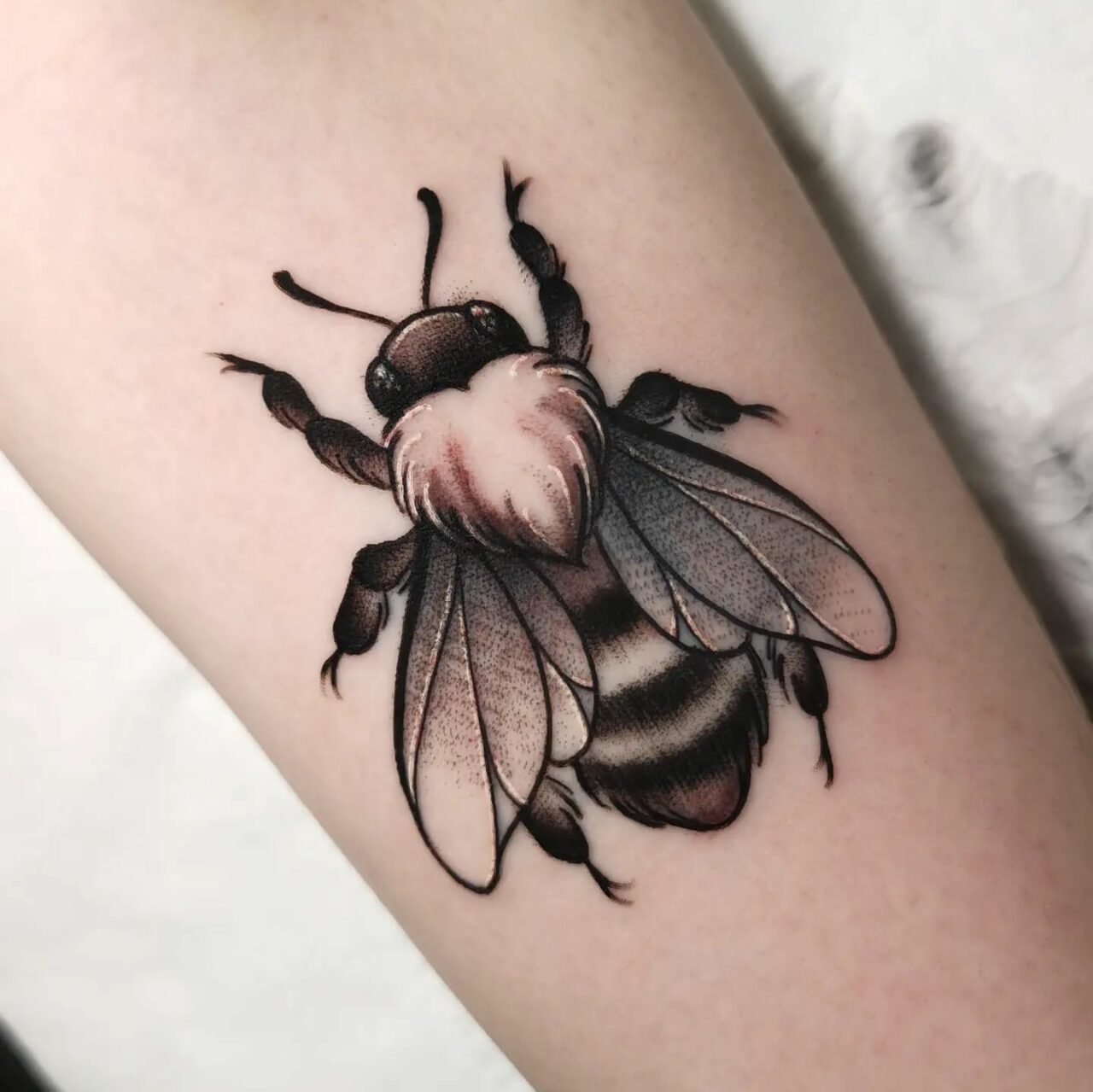 7 Bee Tattoo Designs and Meanings to Inspire You