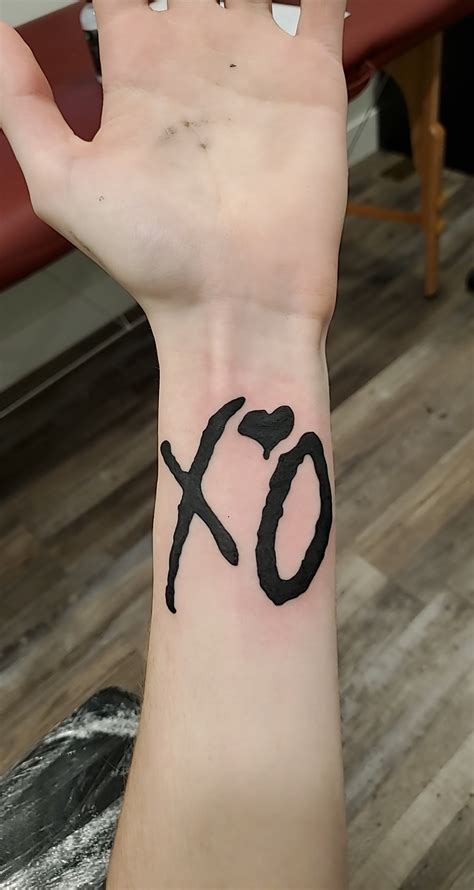 7 Best The Weeknd XO Tattoos You'll Love