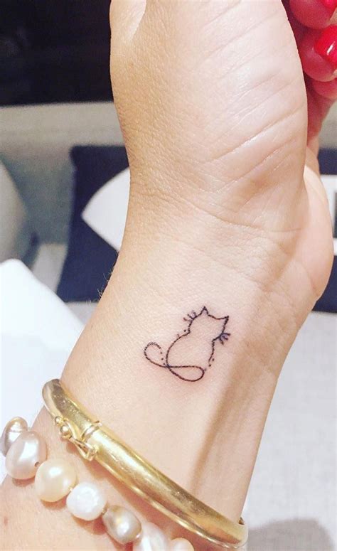 9 Cute Cat Tattoo Ideas to Inspire Your Next Ink