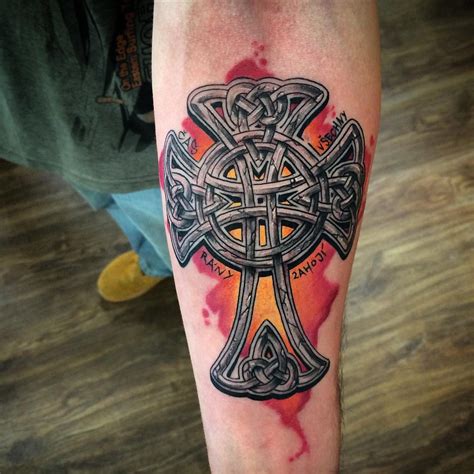 7 Celtic Cross Tattoo Designs