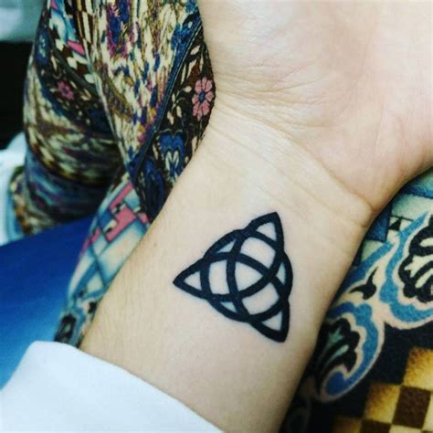 10 Celtic Symbols for Meaningful Tattoos