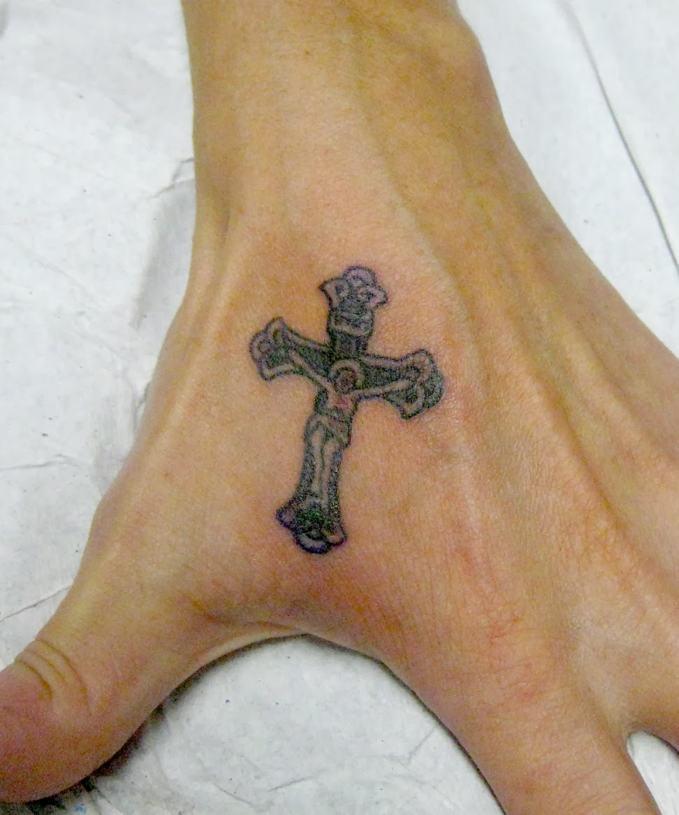 7 Unique Cross Tattoo Designs