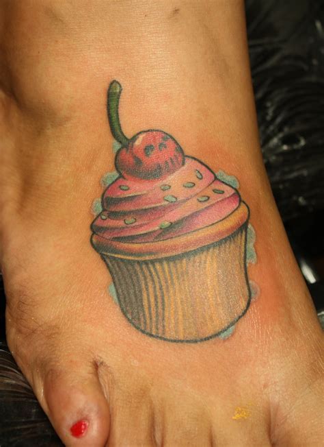 10 Sweet Cupcake Tattoo Designs to Ink Now