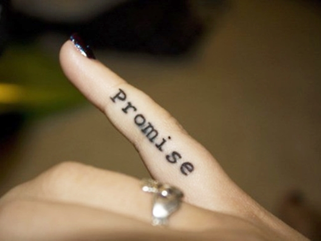 Small Finger Tattoo Designs That Are Oh So Cute