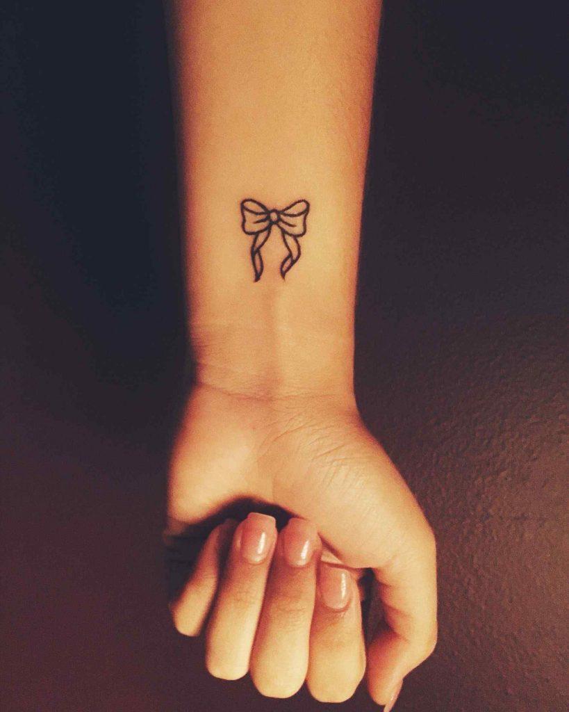 10 Cute Small Tattoo Ideas for Girls