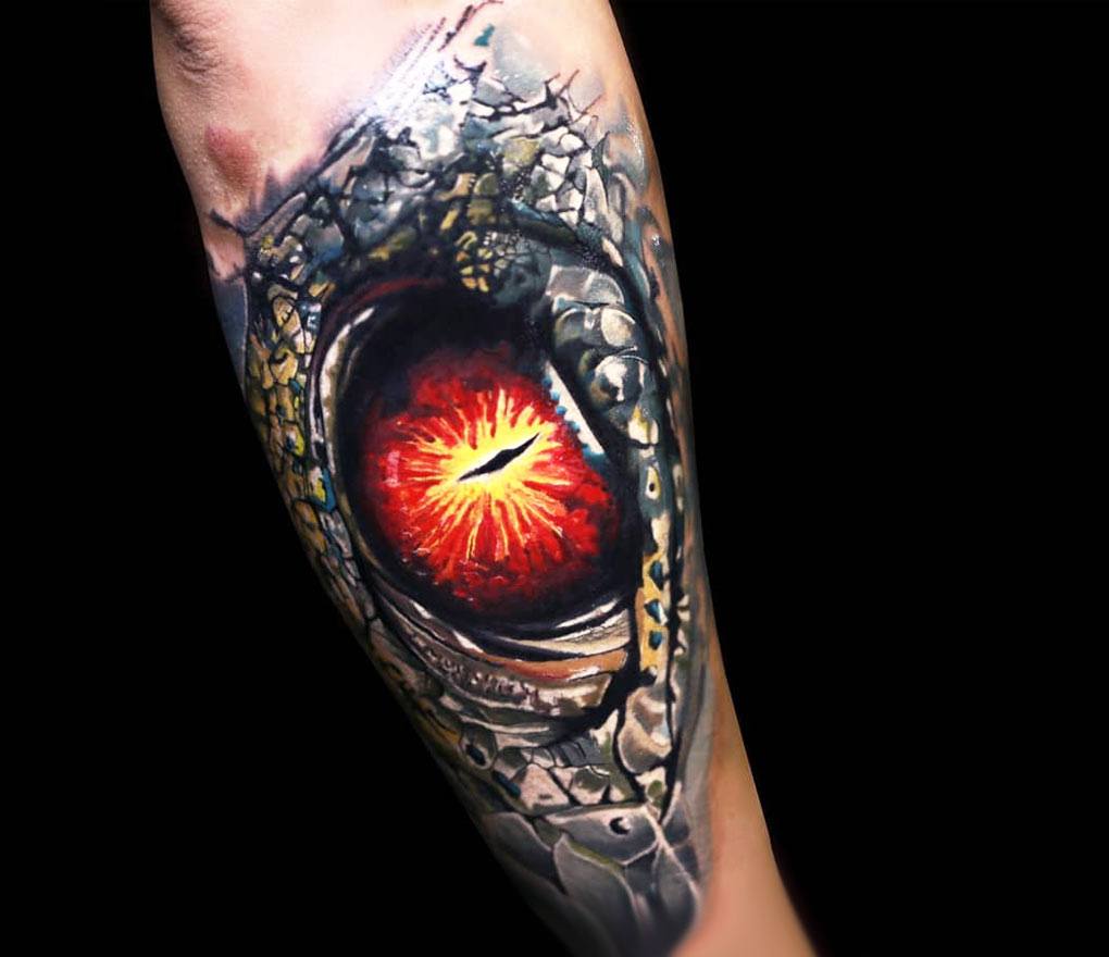 7 Amazing Dragon Eye Tattoo Designs and Meanings