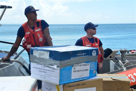 Dvids Images Coast Guard Crews Deliver Medical Supplies In Puerto