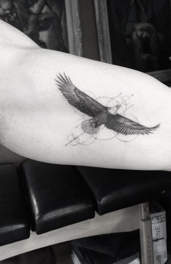 7 Soaring Eagle Flying Tattoo Designs