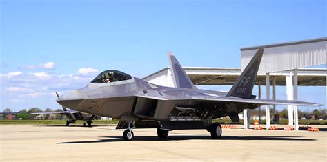 Find Out The F 22 Raptor Top Speed And Other Fun Raptor Specs