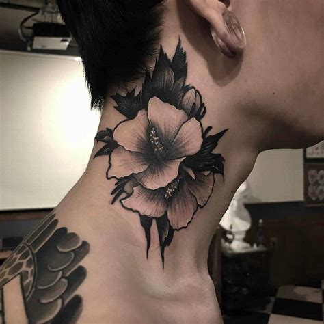 7 Delicate Floral Neck Tattoo Ideas