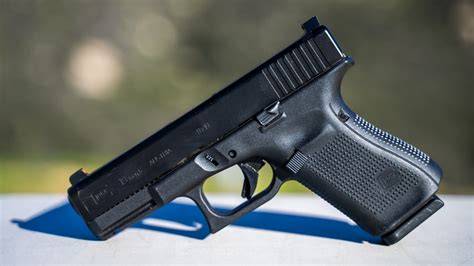 5 Reasons to Love the Glock 19 Gen 5