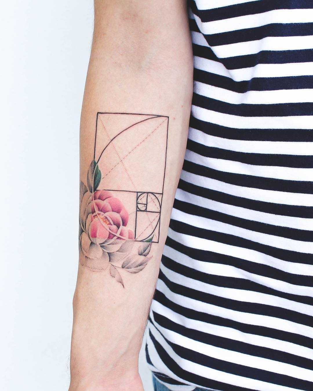 7 Golden Ratio Tattoo Designs to Inspire You