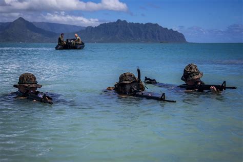 5 Bases to Explore in Marine Corps Hawaii