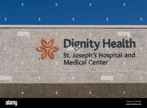 Phoenix Az 22 De Marzo De 2021 Firme Con El Logotipo De Dignity