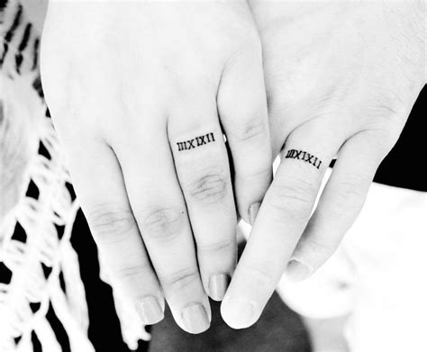 Pin By Ana Arpini On Receitas Ana E Yuri Couple Tattoos Finger