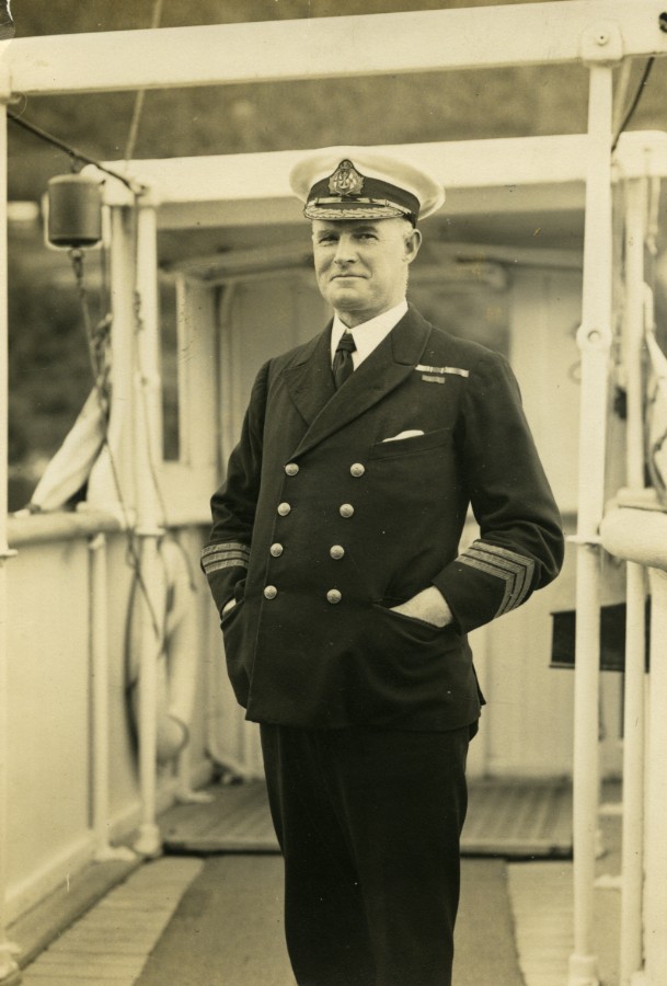 Royal Navy Reserve Officer E Clarke Rd Rnr Old Photo 1930 Amp 39 S By Anonymous Photograph Bits Of