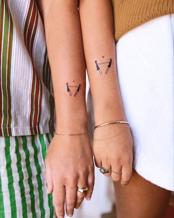 7 Small Sister Tattoos for a Sibling Bond