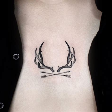 Tattoo Deer Antlers Designs and Meaning