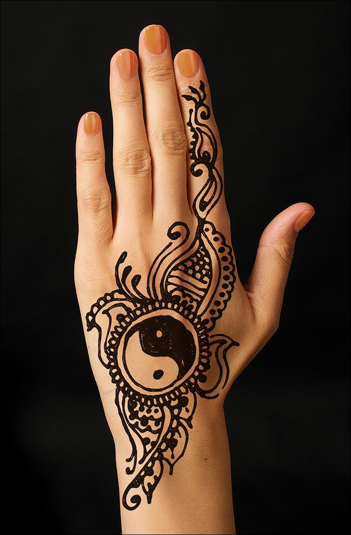 7 Mehndi Tattoo Designs You'll Love