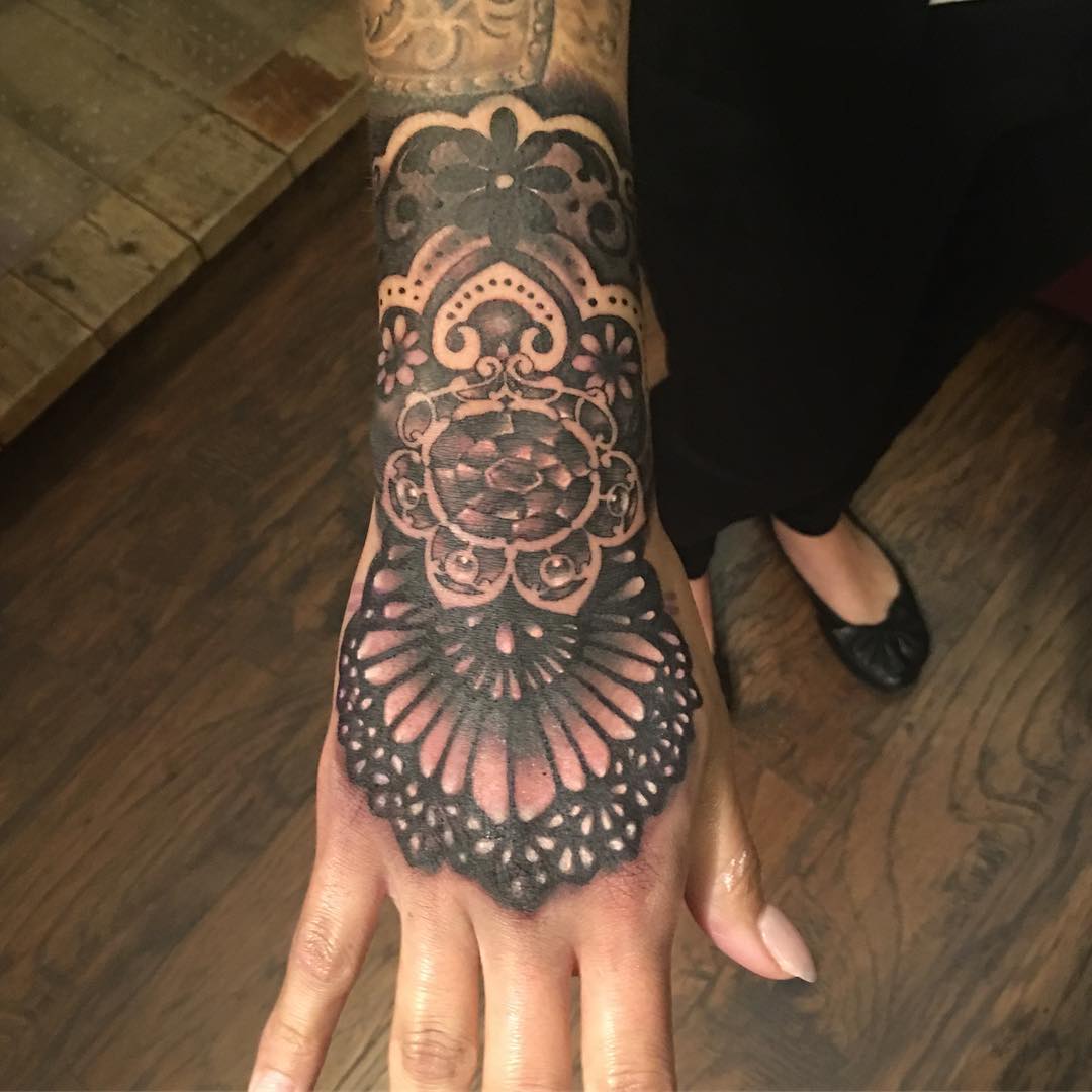 Stunning Tattoo Designs for Your Hands