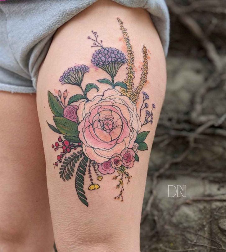 7 Beautiful Tattoo Flowers for Your Thigh