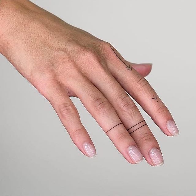 Finger Tattoos: A Guide to Ink on Your Fingers