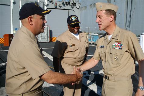 5 Ways to Become a Navy Reserve Officer